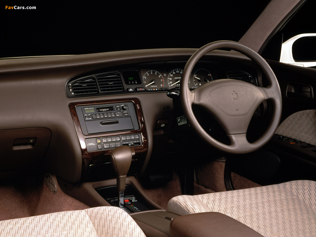 Toyota Crown (S140) 1993–95 photos (1024 x 768)