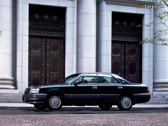 Toyota Crown (S150) 1995–97 images (640 x 480)