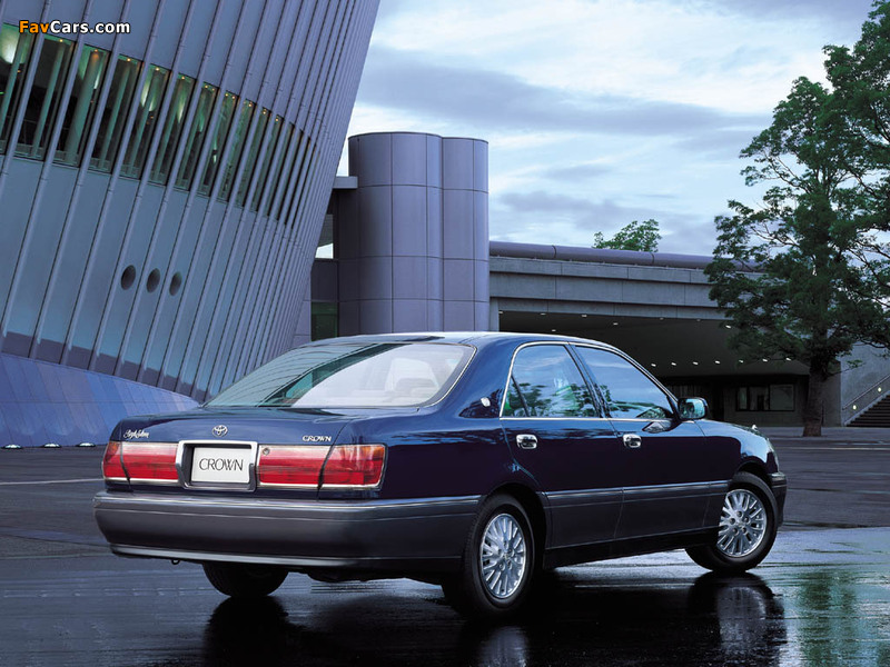 Toyota Crown Royal Saloon (S170) 1999–2003 photos (800 x 600)