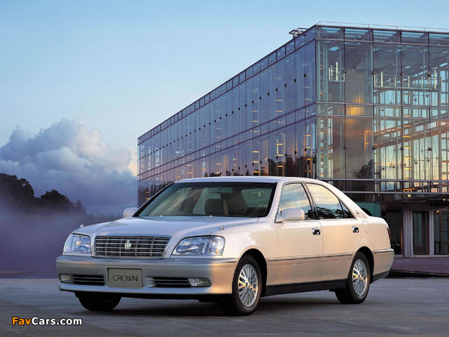 Toyota Crown Royal Saloon (S170) 1999–2003 pictures (640 x 480)