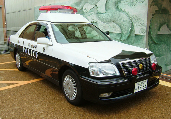 Toyota Crown Royal Saloon Police (S170) 1999–2003 pictures