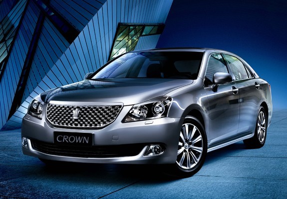 Toyota Crown Royal Saloon VIP CN-spec (S200) 2009–12 images