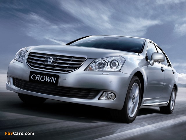 Toyota Crown Royal Saloon VIP CN-spec (S200) 2009–12 pictures (640 x 480)