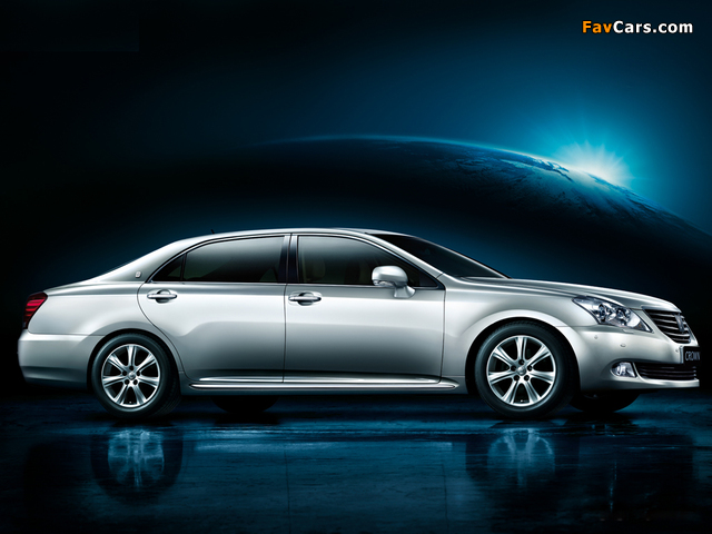 Toyota Crown Royal Saloon VIP CN-spec (S200) 2009–12 wallpapers (640 x 480)