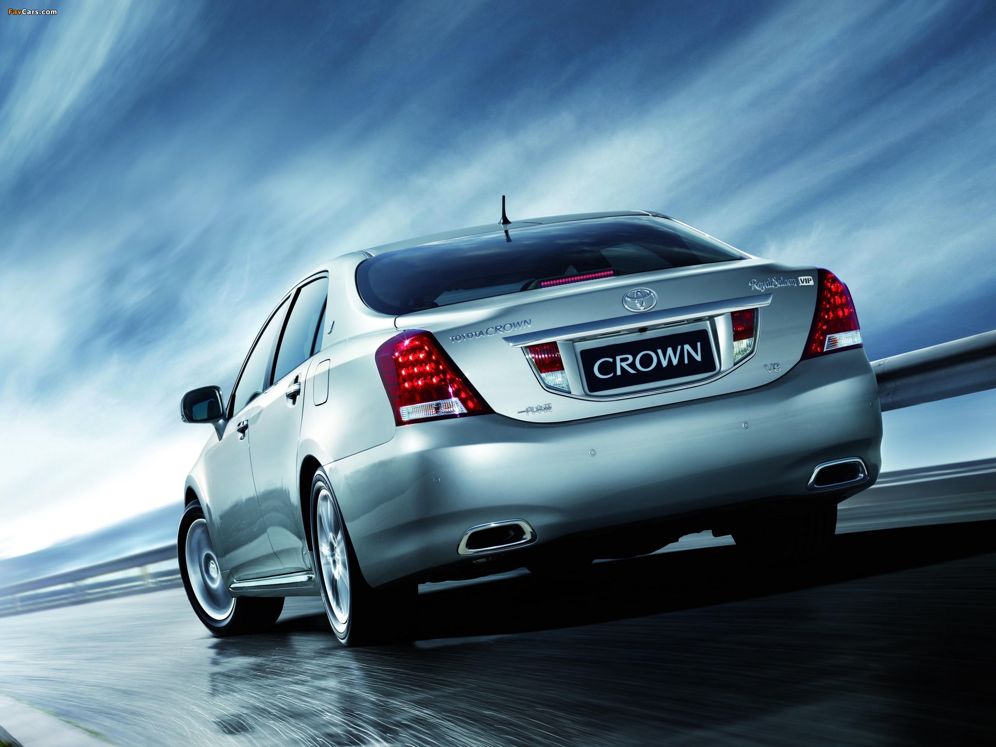 Toyota Crown Royal Saloon VIP CN-spec (S200) 2009–12 wallpapers (2048 x 1536)