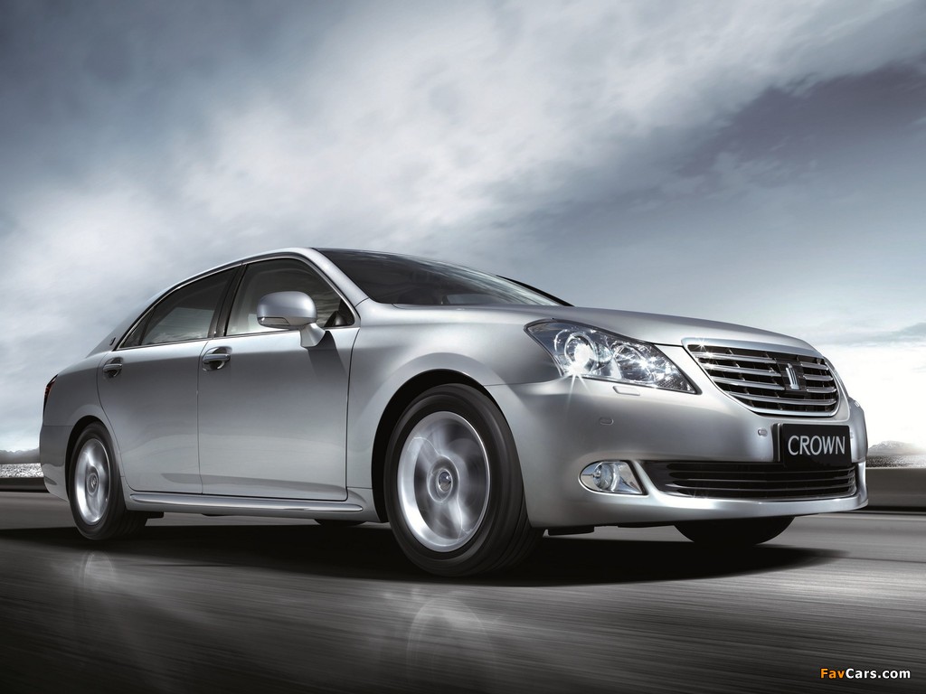 Toyota Crown Royal Saloon VIP CN-spec (S200) 2009–12 wallpapers (1024 x 768)