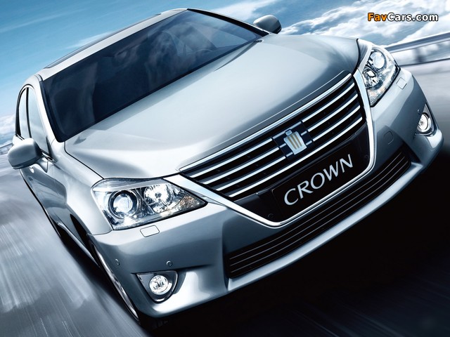 Toyota Crown Royal Saloon VIP CN-spec (S200) 2012 photos (640 x 480)
