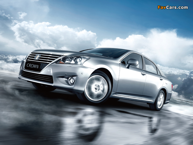 Toyota Crown Royal Saloon VIP CN-spec (S200) 2012 photos (640 x 480)