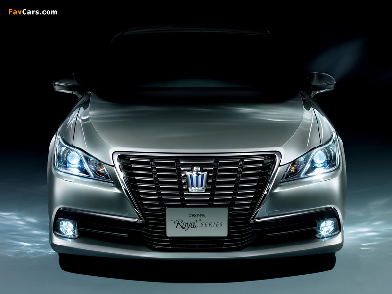 Toyota Crown Hybrid Royal Saloon (S210) 2012 pictures (800 x 600)