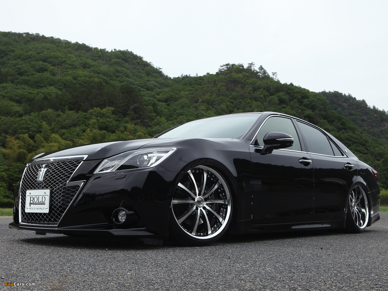 Bold World Toyota Crown Athlete (S210) 2012 pictures (1280 x 960)