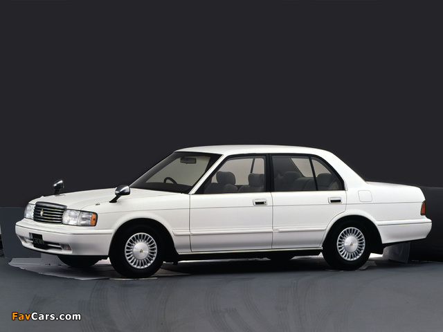 Toyota Crown Sedan (S130) 1991–95 wallpapers (640 x 480)