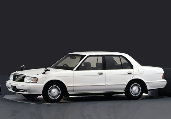 Toyota Crown Sedan (S130) 1991–95 wallpapers