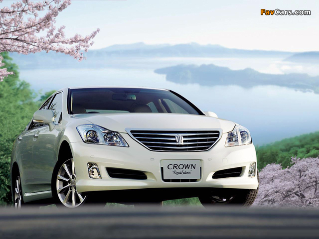 Toyota Crown Royal Saloon (S200) 2008–10 wallpapers (640 x 480)