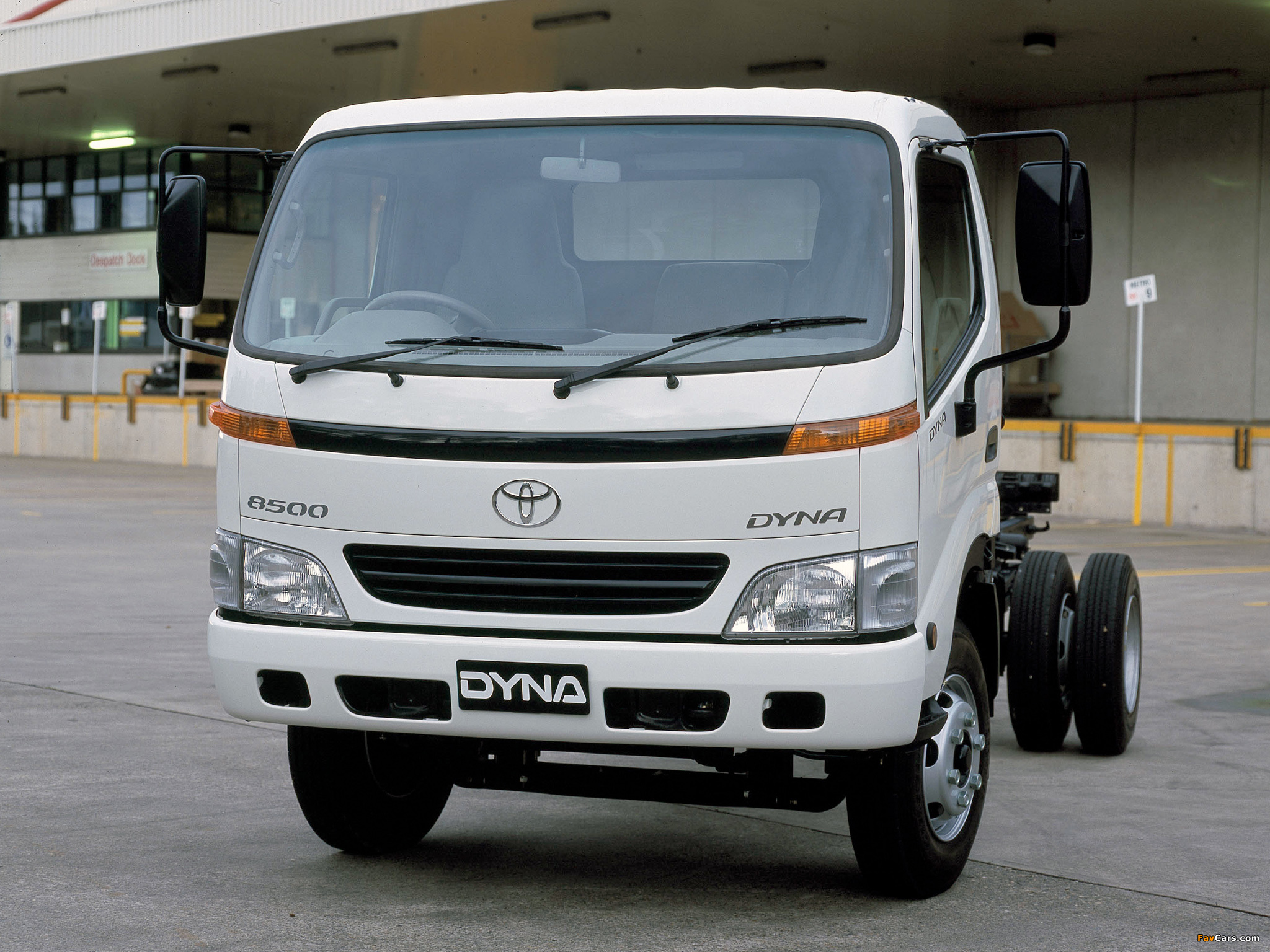 Images of Toyota Dyna 8500 AU-spec 2001–02 (2048 x 1536)