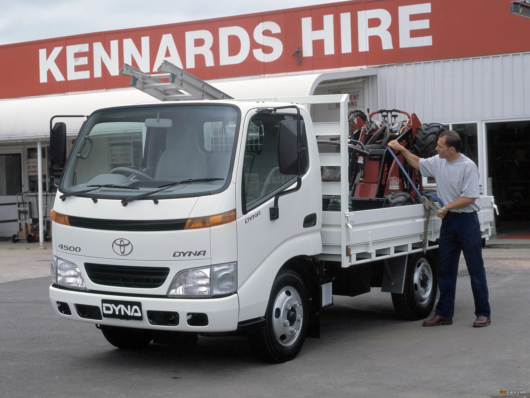 Images of Toyota Dyna 4500 AU-spec 2001–02 (2048 x 1536)