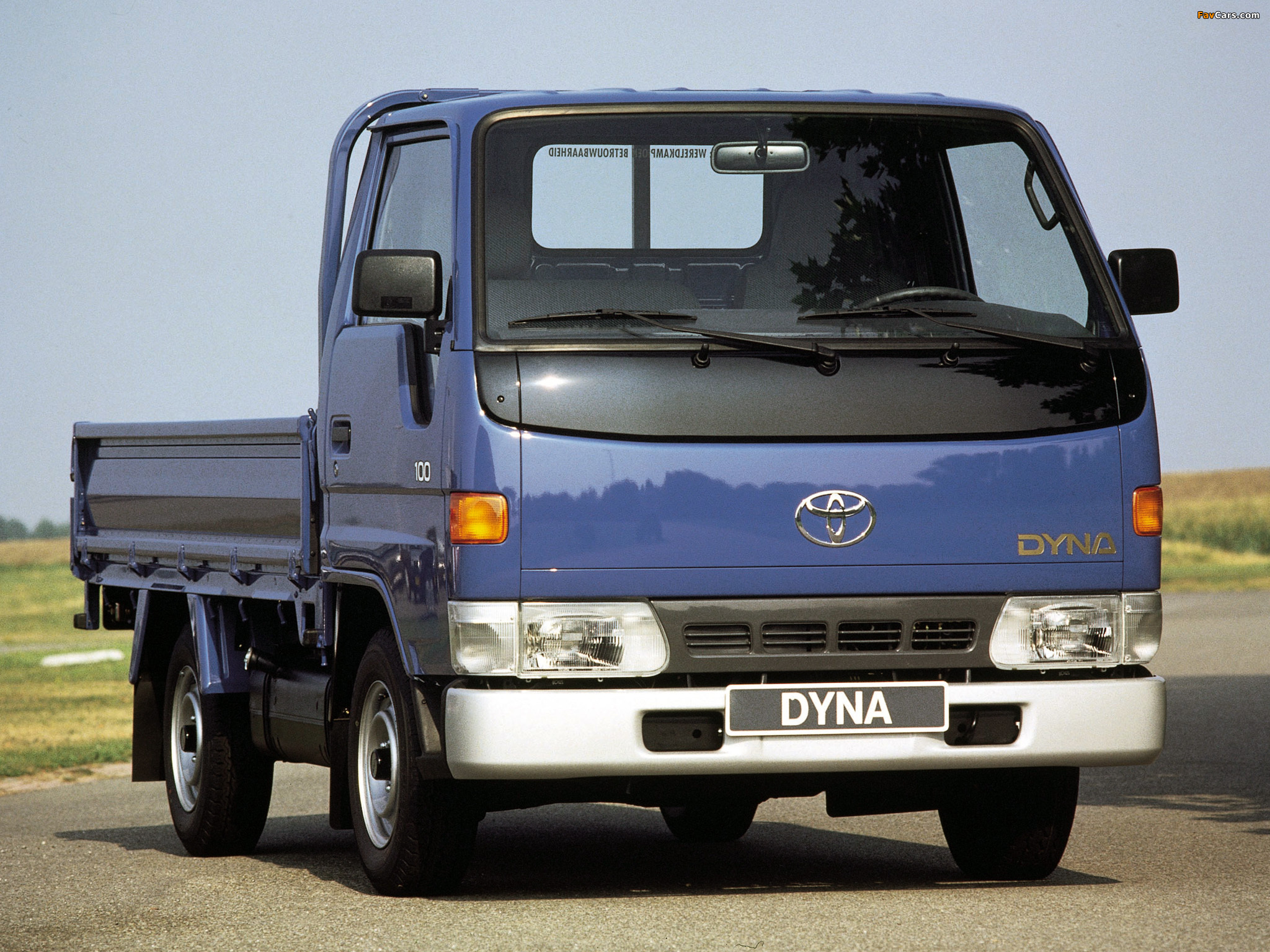 Photos of Toyota Dyna 100 1995–99 (2048 x 1536)