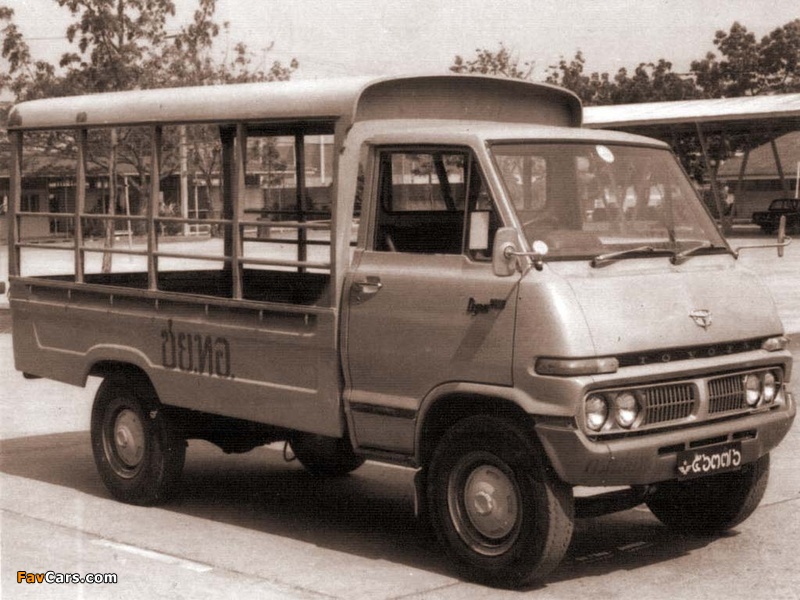 Pictures of Toyota Dyna R (U10) 1969–77 (800 x 600)