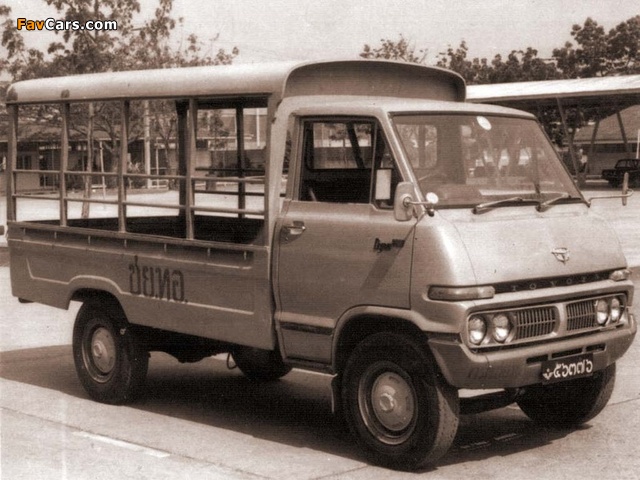Pictures of Toyota Dyna R (U10) 1969–77 (640 x 480)