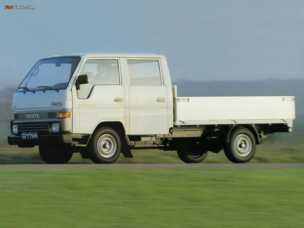 Pictures of Toyota Dyna 100 Double Cab EU-spec (Y60) 1984–95 (1024 x 768)