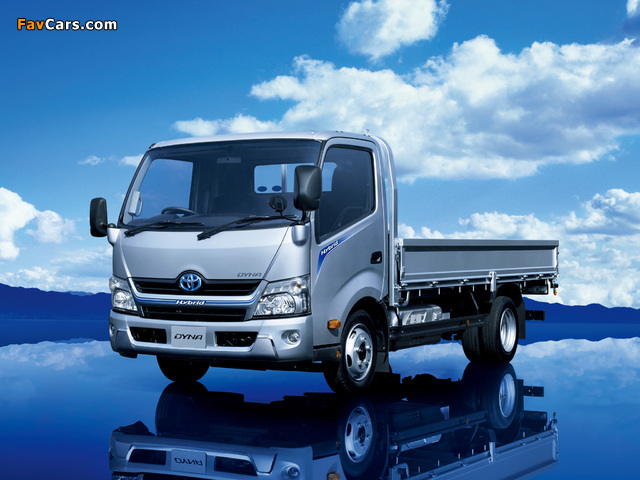 Pictures of Toyota Dyna Hybrid JP-spec 2011 (640 x 480)