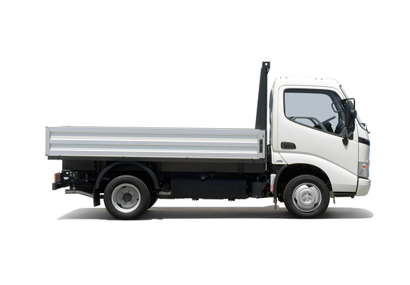 Toyota Dyna 2006 images