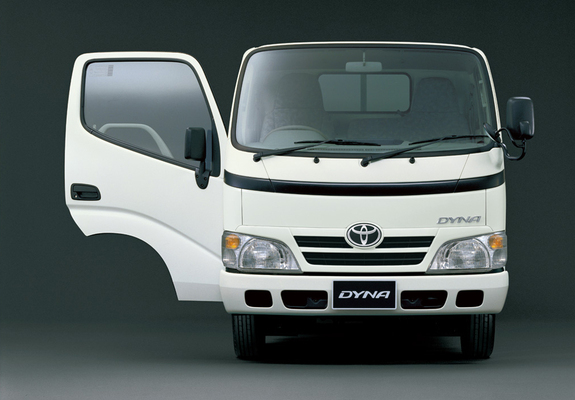 Toyota Dyna ZA-spec 2006 pictures