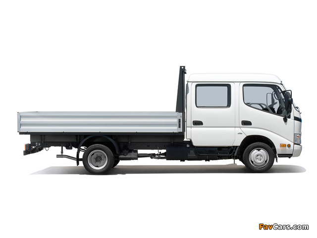 Toyota Dyna Double Cab Long 2006 pictures (640 x 480)