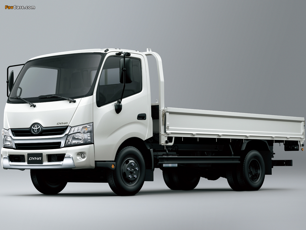 Toyota Dyna 200 2011 images (1024 x 768)