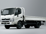 Toyota Dyna 200 2011 images