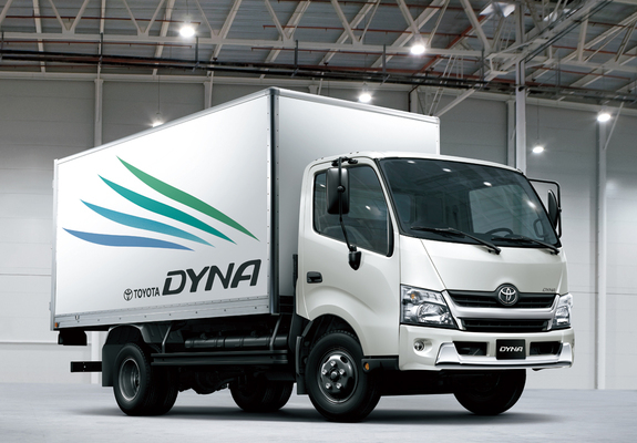 Toyota Dyna 200 2011 wallpapers