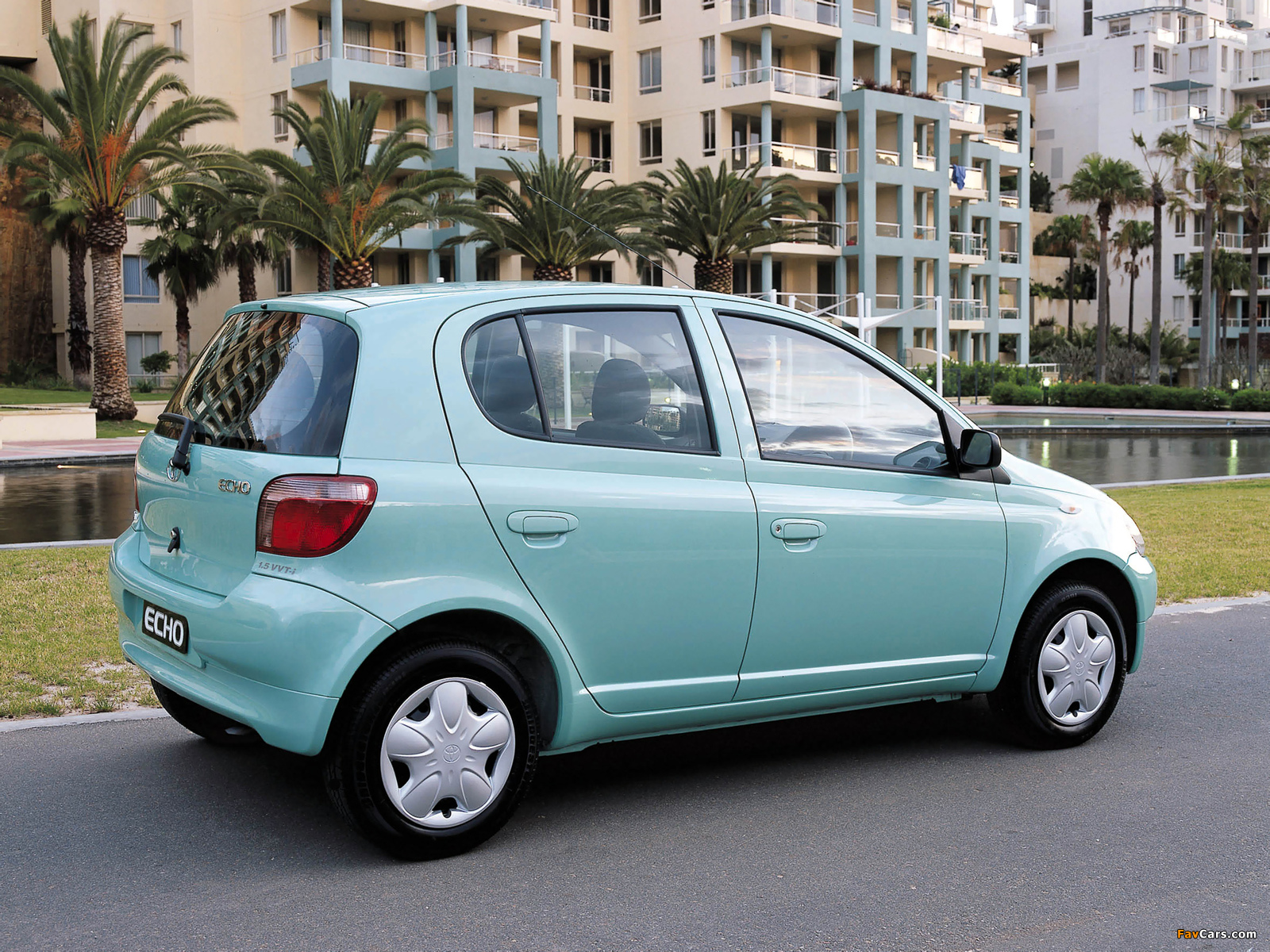 Pictures of Toyota Echo 5-door AU-spec 1999–2003 (1600 x 1200)