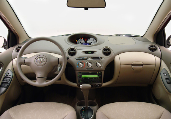Pictures of Toyota Echo 4-door 2003–05