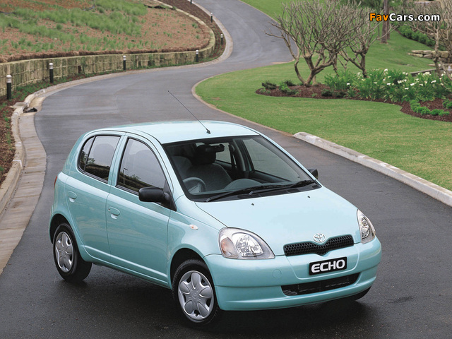 Toyota Echo 5-door AU-spec 1999–2003 wallpapers (640 x 480)