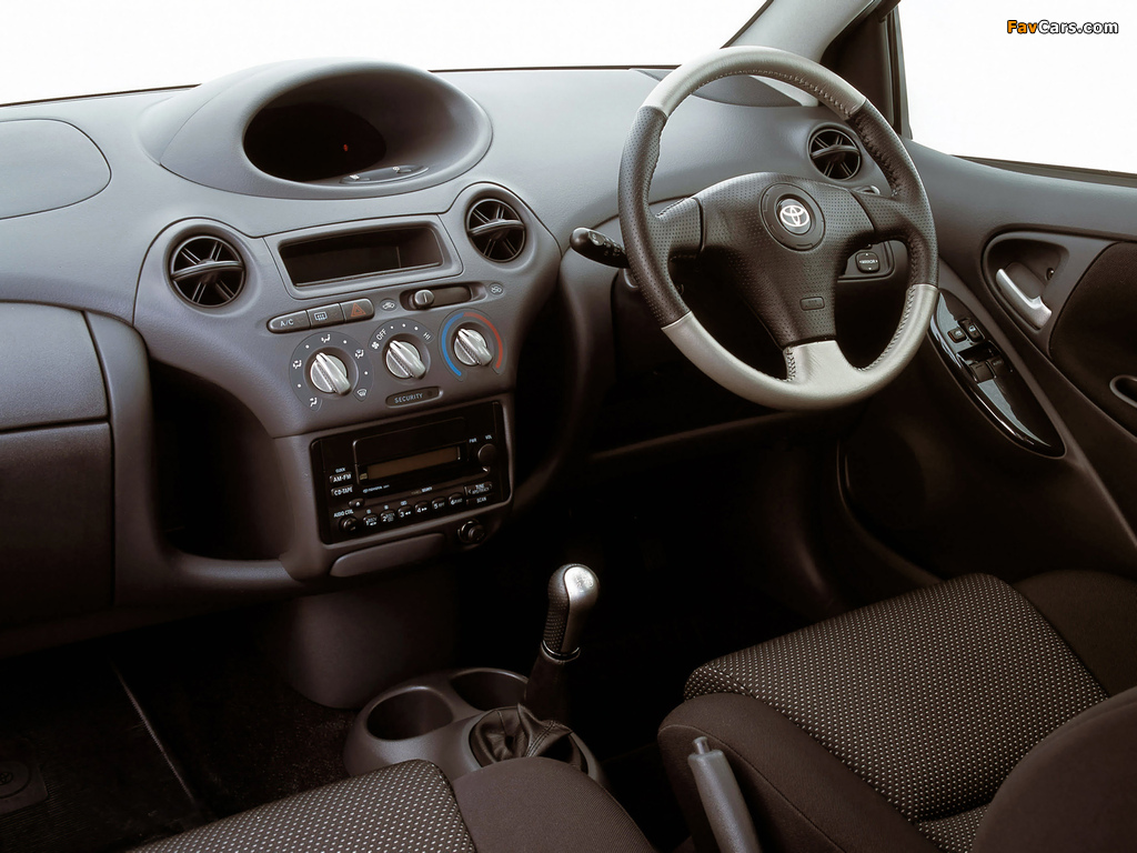 Toyota Echo Sportivo 5-door 2001–03 photos (1024 x 768)