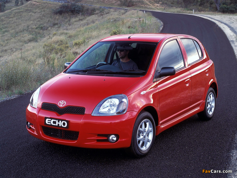 Toyota Echo Sportivo 5-door 2001–03 photos (800 x 600)