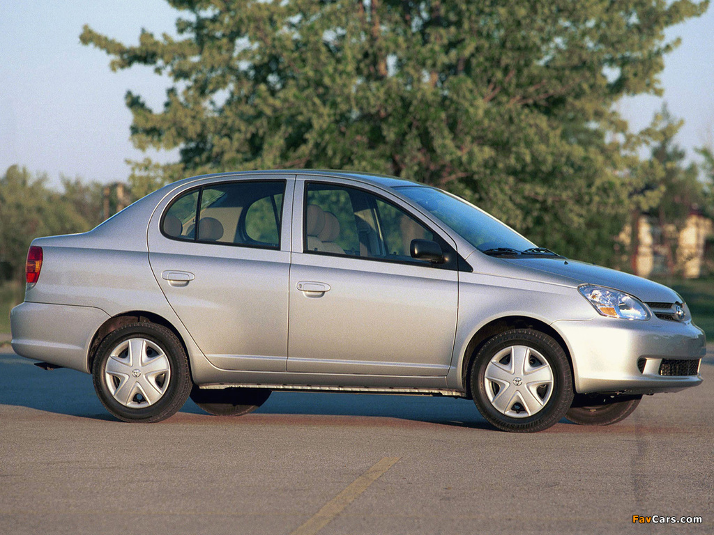 Toyota Echo 4-door 2003–05 photos (1024 x 768)