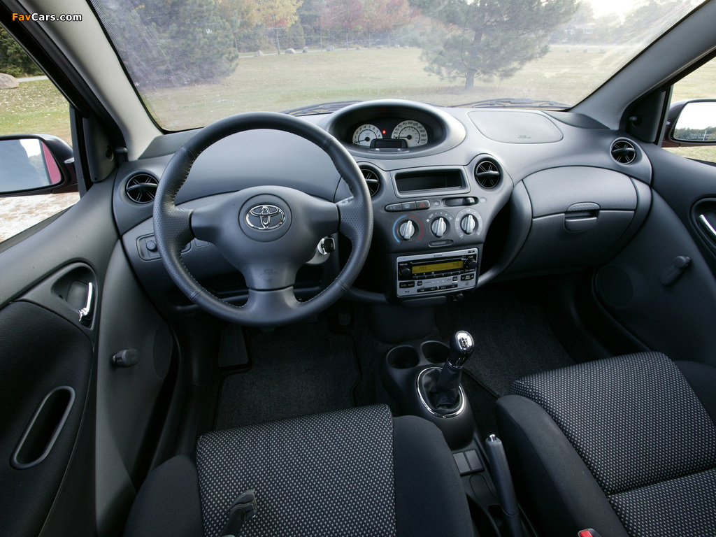Toyota Echo RS 5-door 2003–05 photos (1024 x 768)
