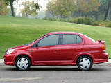 Toyota Echo 4-door 2003–05 photos