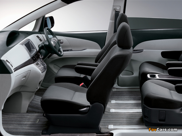 Images of Toyota Estima 2006–08 (640 x 480)