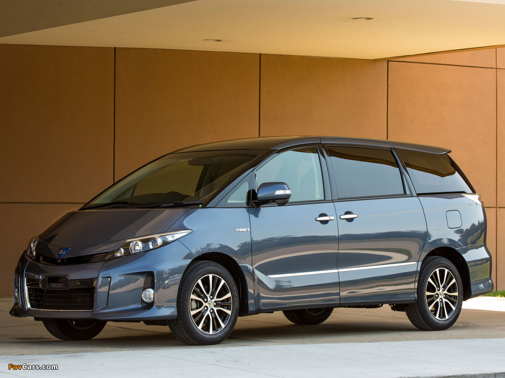 Images of Toyota Estima Hybrid Aeras 2012 (1024 x 768)
