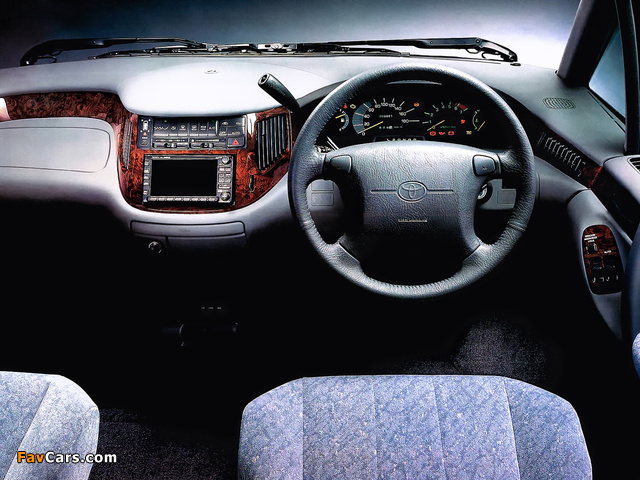 Toyota Estima 1990–99 images (640 x 480)
