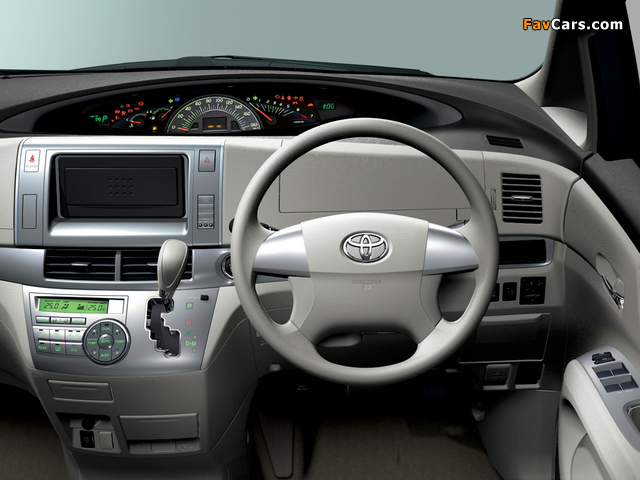 Toyota Estima 2006–08 pictures (640 x 480)