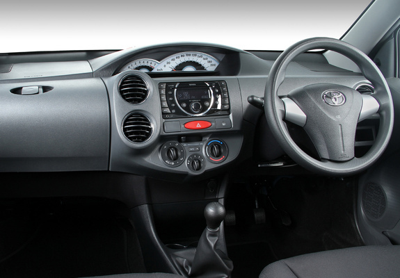 Images of Toyota Etios Hatchback ZA-spec 2012