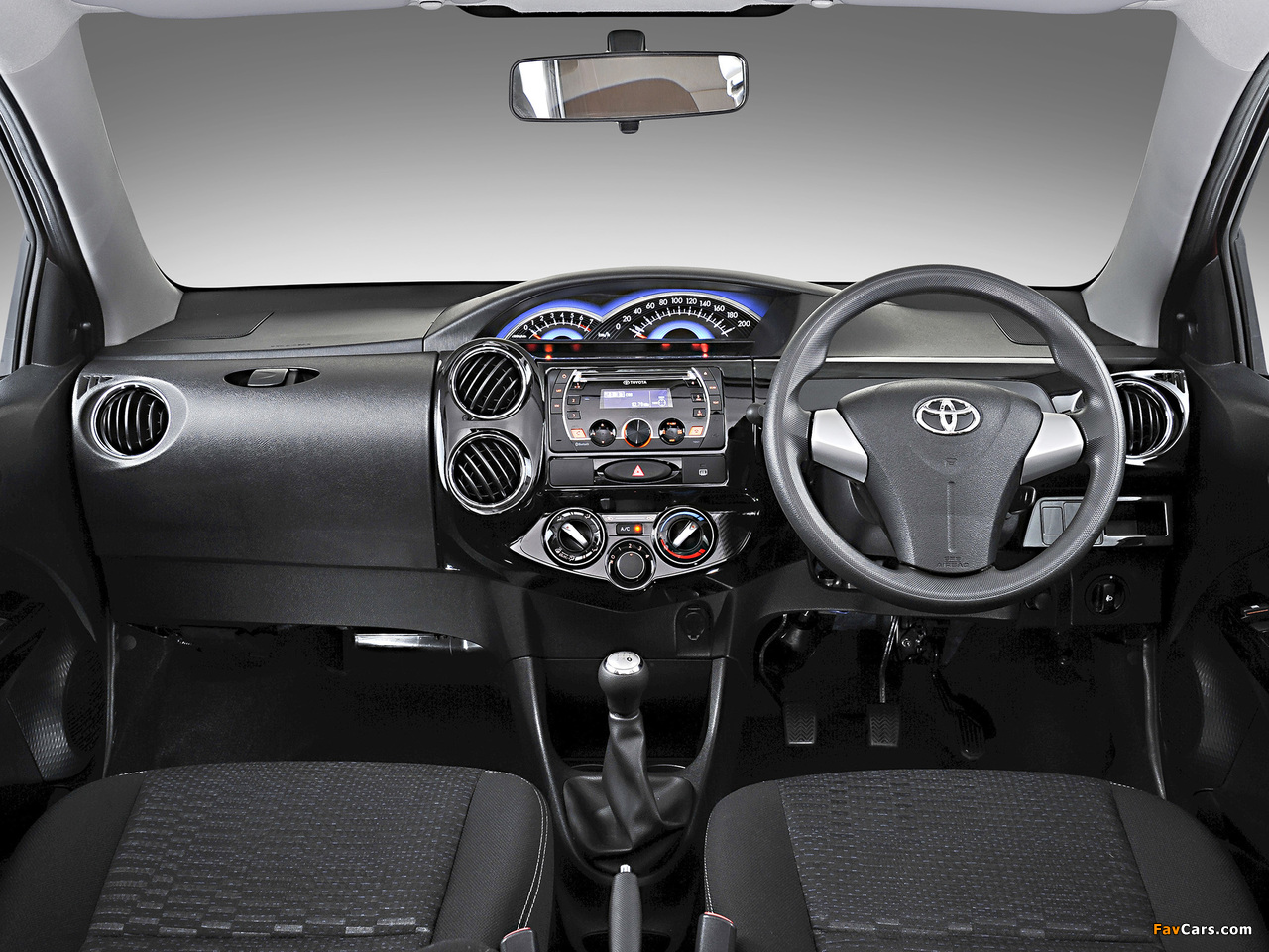 Images of Toyota Etios Cross ZA-spec 2014 (1280 x 960)