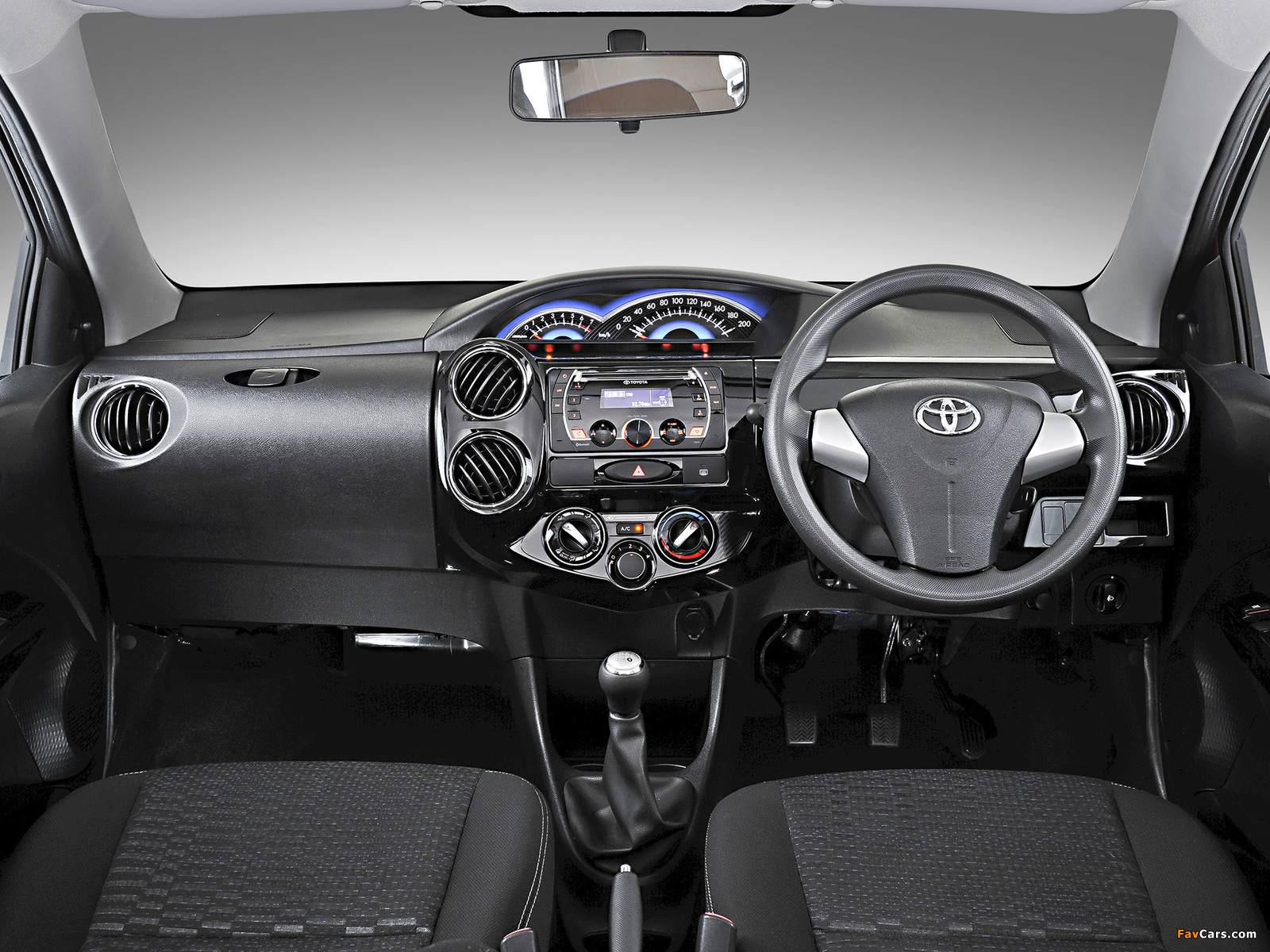Images of Toyota Etios Cross ZA-spec 2014 (1600 x 1200)