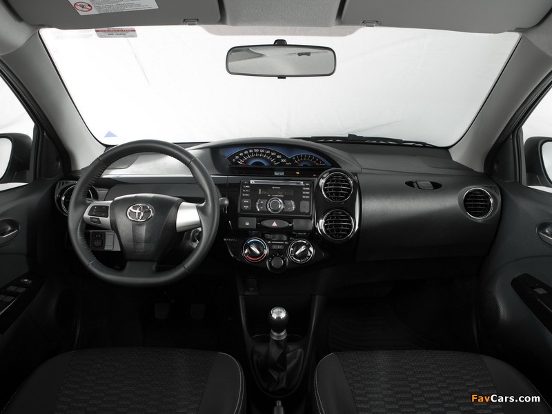 Pictures of Toyota Etios Cross 2013 (800 x 600)