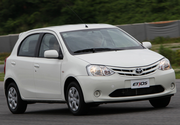 Toyota Etios Hatchback BR-spec 2012 images