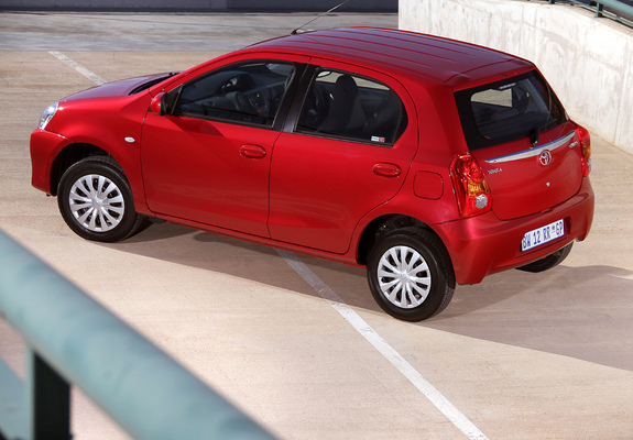 Toyota Etios Hatchback ZA-spec 2012 images
