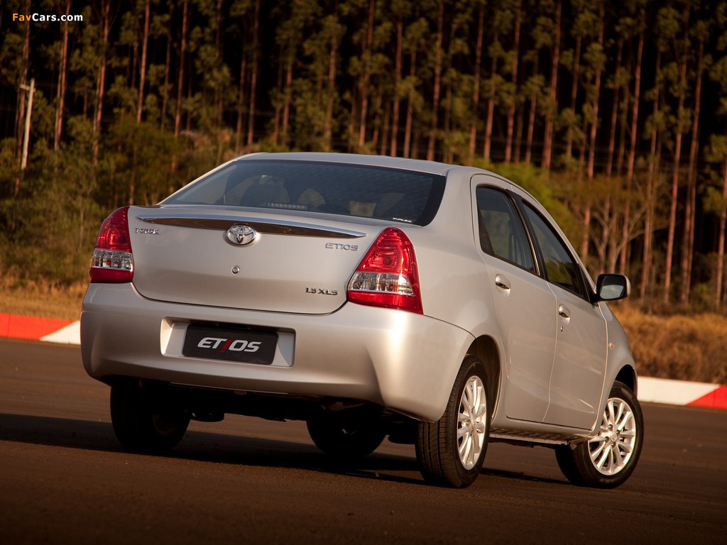 Toyota Etios Sedan BR-spec 2012 images (1024 x 768)