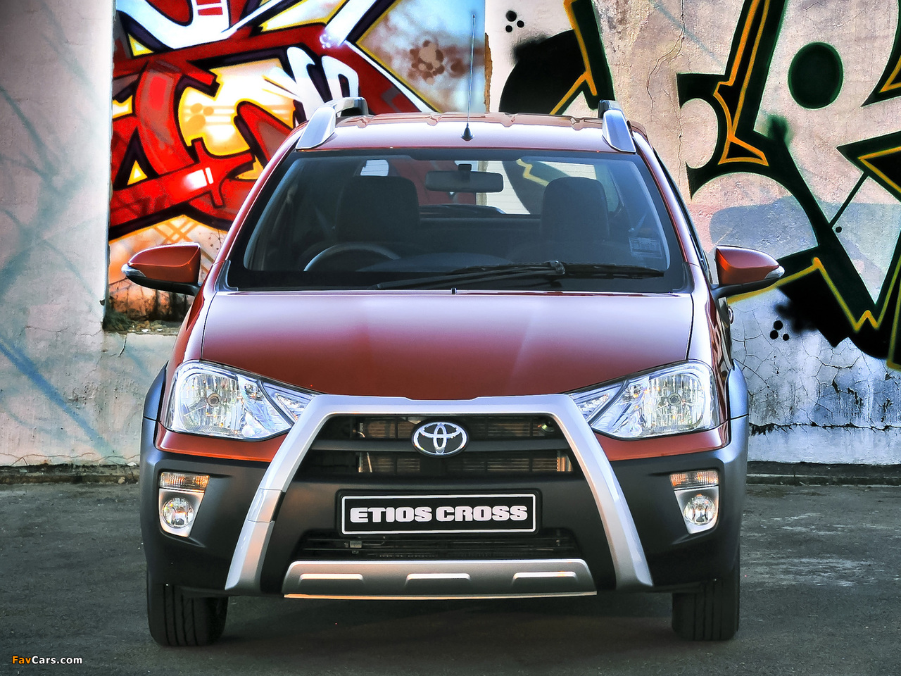 Toyota Etios Cross ZA-spec 2014 wallpapers (1280 x 960)